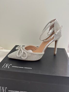 INC International Concepts Silver Crystal Bow Pointed-Toe Stiletto